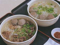 -飞厦老二手槌牛肉丸店