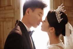 -金夫人婚纱摄影