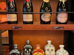 零售区-COMMUNE幻师(上邦百汇城店)