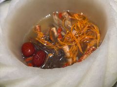 -得意咚瓜·顺德鱼生·冬瓜火锅(深圳首店)