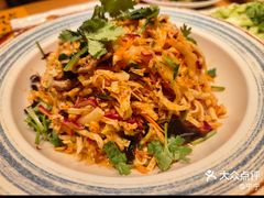 -喝丢一只鞋海鲜烧烤·海肠捞饭(东关街店)