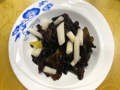 凉拌黑木耳-董厨煨汤馆(车站路店)