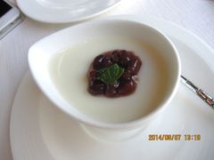 红豆杏仁-天龙轩(香港丽思卡尔顿酒店)
