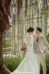 -现代经典婚纱摄影