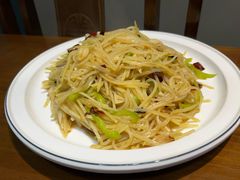 酸辣土豆丝-煎饼卷大葱(春秋西路店)