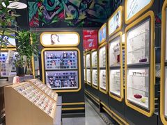 -镜客眼镜(浦江欢乐颂店)