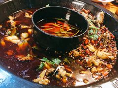 -味仙疯美蛙鱼头(清扬路总店)