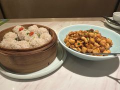 -荷花亭·湖北融合菜(中商广场店)