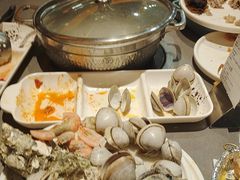 -黑金·寻焰自助百汇·烤肉·火锅(中街店)