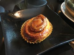 一口鲍鱼酥-夏宫中餐厅(静安香格里拉店)