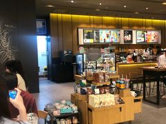 -星巴克臻选(惠州华贸天地1楼店)