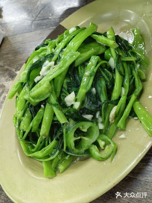 贞姨美食·老字号海鲜大排档椒丝腐乳通菜图片