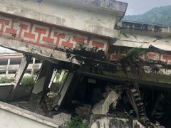 -四川汶川特大地震漩口中学遗址