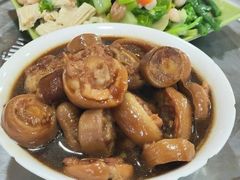 -金卯白肉罩火烧