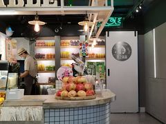 -果之满满鲜榨果汁(美罗城店)