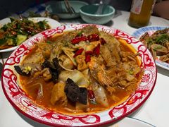 -嗨辣小聚·盘锦河蟹·海鲜烧烤龙虾(盘锦十年好店)