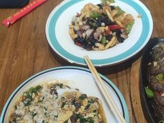 -东来菜馆•手抓海鲜家常菜•海鲜锅贴(鸽子窝店)