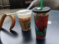 -星巴克(杭州西湖银泰1F店)