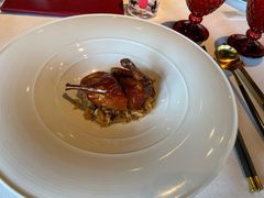 乳鸽糯米饭-三号黄浦会Canton Table