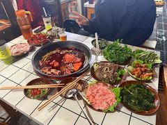 -重庆故事姊妹老火锅(财经学院店)