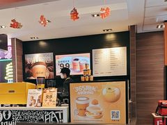 -麦当劳(汉口火车站候车室店)