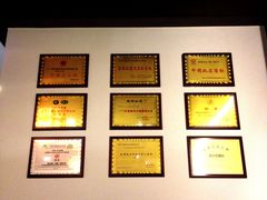 -重庆德庄火锅(体育中心店)