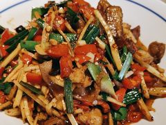 -铜锣湾·有麝自然香(重庆新天地店)