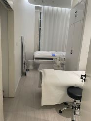 -微笑雨嘉造型护肤