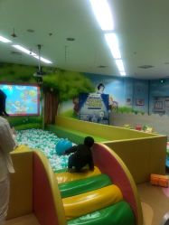 -孩子王(万达广场店)