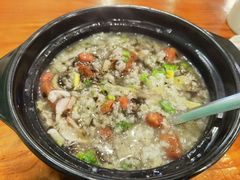 荔湾艇仔粥-澳门陈光记烧味饭店(南京德基广场店)