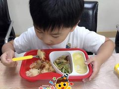 -月星环球港赢在起点早教中心·亲子托班早教体验课儿童兴趣班逻辑思维专注力幼小衔接(普陀中心)
