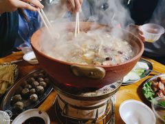 -威邵鸡煲(西华路总店)