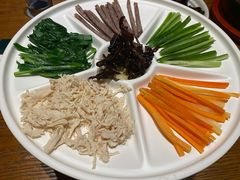 鸡丝凉面-云海肴·汽锅鸡·云南菜(苏州中心店)