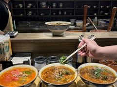 -叁窝雀·云南小锅米线(万象汇店)