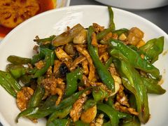 特色辣椒炒肉-老三样 · 江西菜馆(前海壹方汇店)