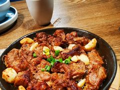 炉火盘烤梅肉-鲜小岛·铜锅涮肉
