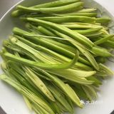 一定焯水后再进行烹饪，下面我就来讲一下是哪3种蔬菜吧！