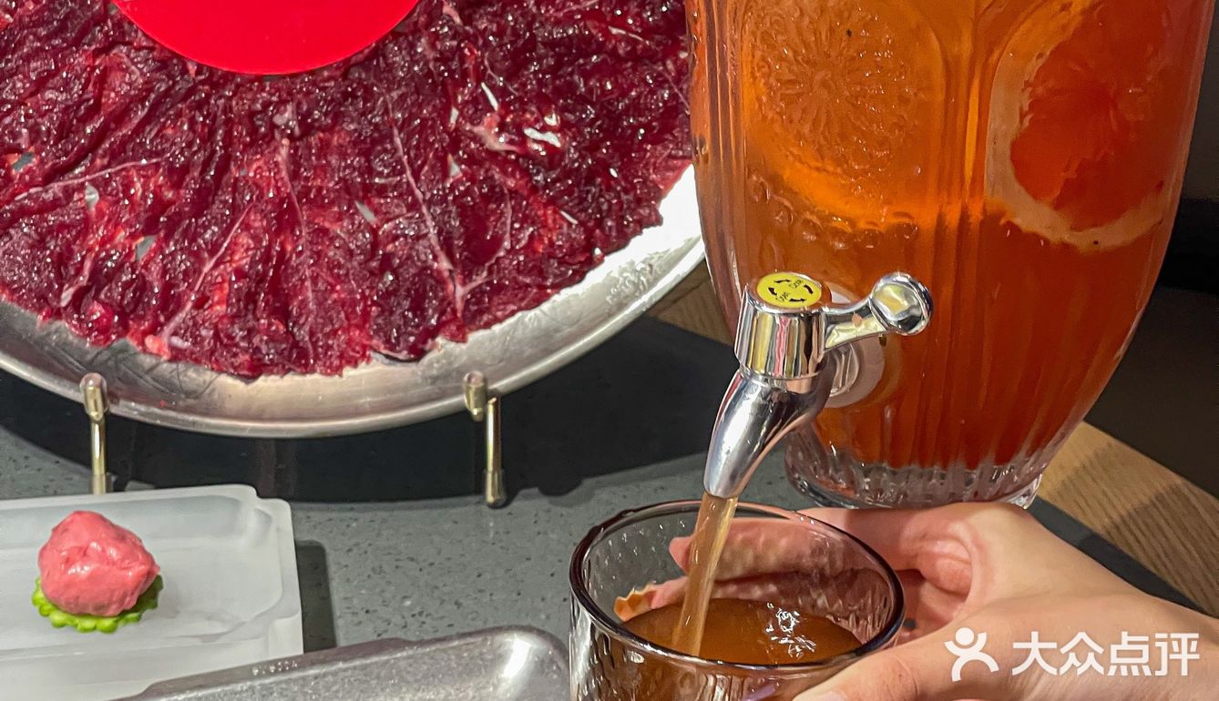在上海吃到了重庆巨🔥的拇指生煎包！嘎嘎香