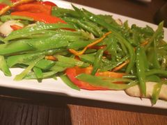 五彩花菇荷兰豆-云海肴·汽锅鸡·云南菜(领展购物广场·中关村店)