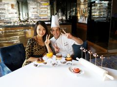 和可爱的Florian合个影~-AZUR聚(香格里拉饭店)