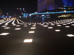 -南京眼步行桥