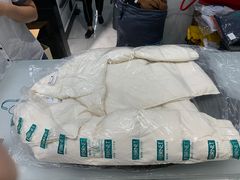 -福奈特洗衣·洗鞋·奢侈品护理(百联中环店)