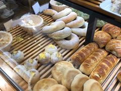 -焙丽拾光(麦凯乐直营店)