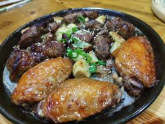 -老东镇啤酒屋海鲜加工·蒸汽海鲜·海鲜烧烤(台东店)