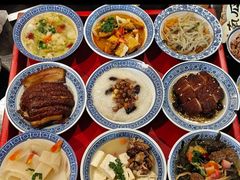 -蓝田九大碗民俗食府(蓝田店)