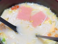 -大鼓米线(浦东长泰店)