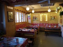 大堂-闯关东东北农家菜(崂山石老人店)
