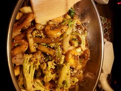 -椒行天下·干锅·牛蛙(万宝店)