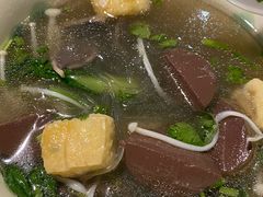 鸭血粉丝汤-有家生煎(三里屯店)