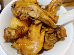 -胡须佬鸡煲四季火锅店(石厦西村直营店)